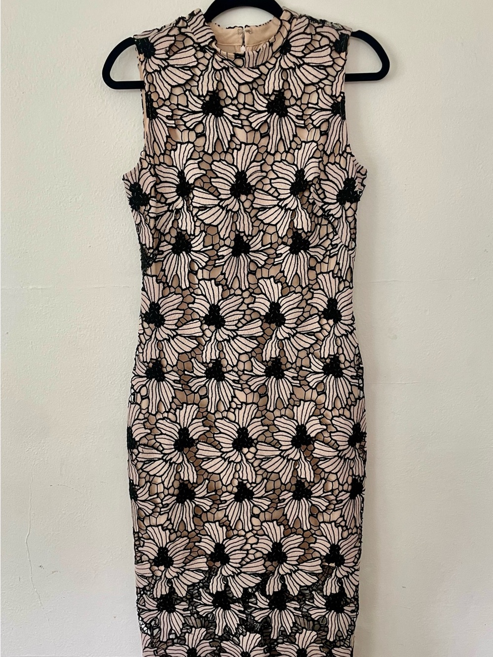 Shoshanna Midnight Sleeveless Floral Lace Sheath Dress - Size 6